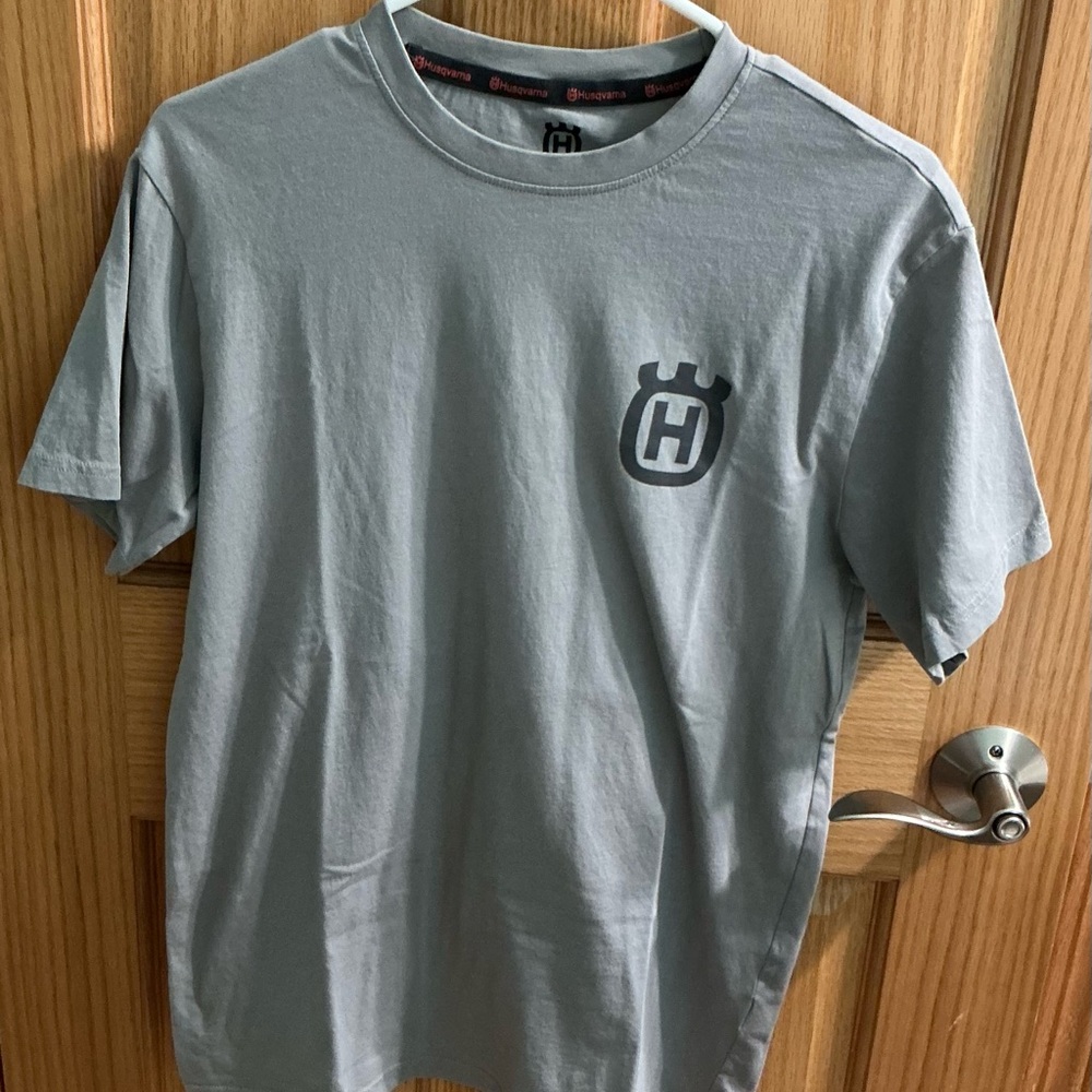 Husqvarna Gray Men's T-Shirt, Size M